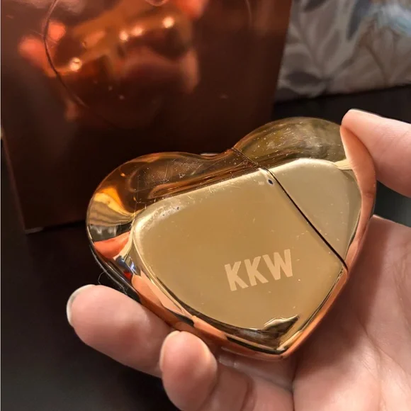 KKW HEARTS ROSE GOLD - Picture 4 of 4